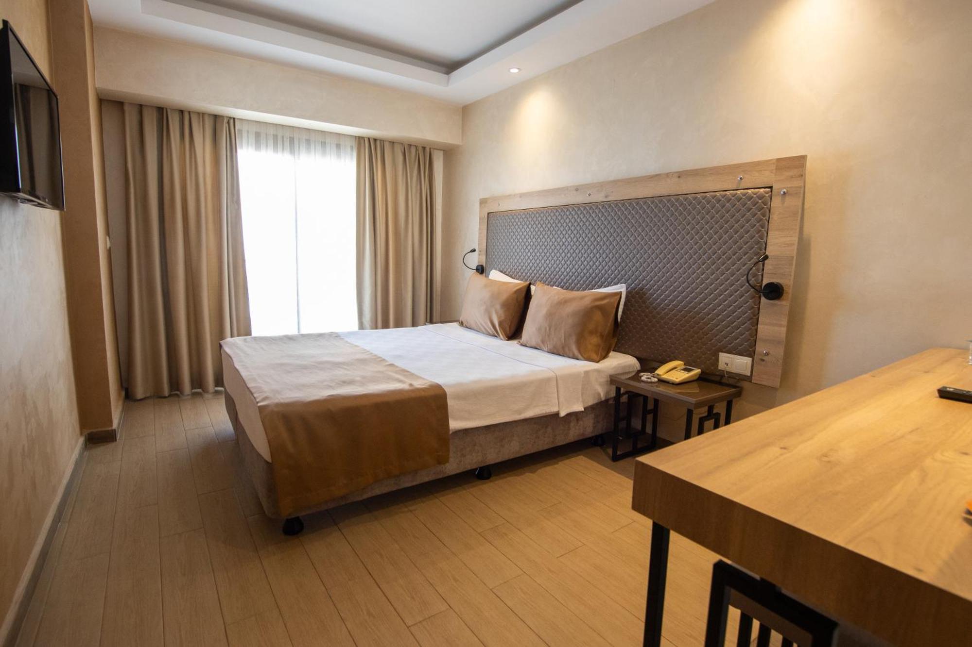 Point Beach Hotel Marmaris Exterior photo